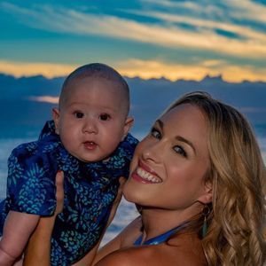 Meet your Posher, Cassandra